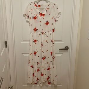 GAP FLORAL MAXI DRESS. SIZE M. Only worn once.